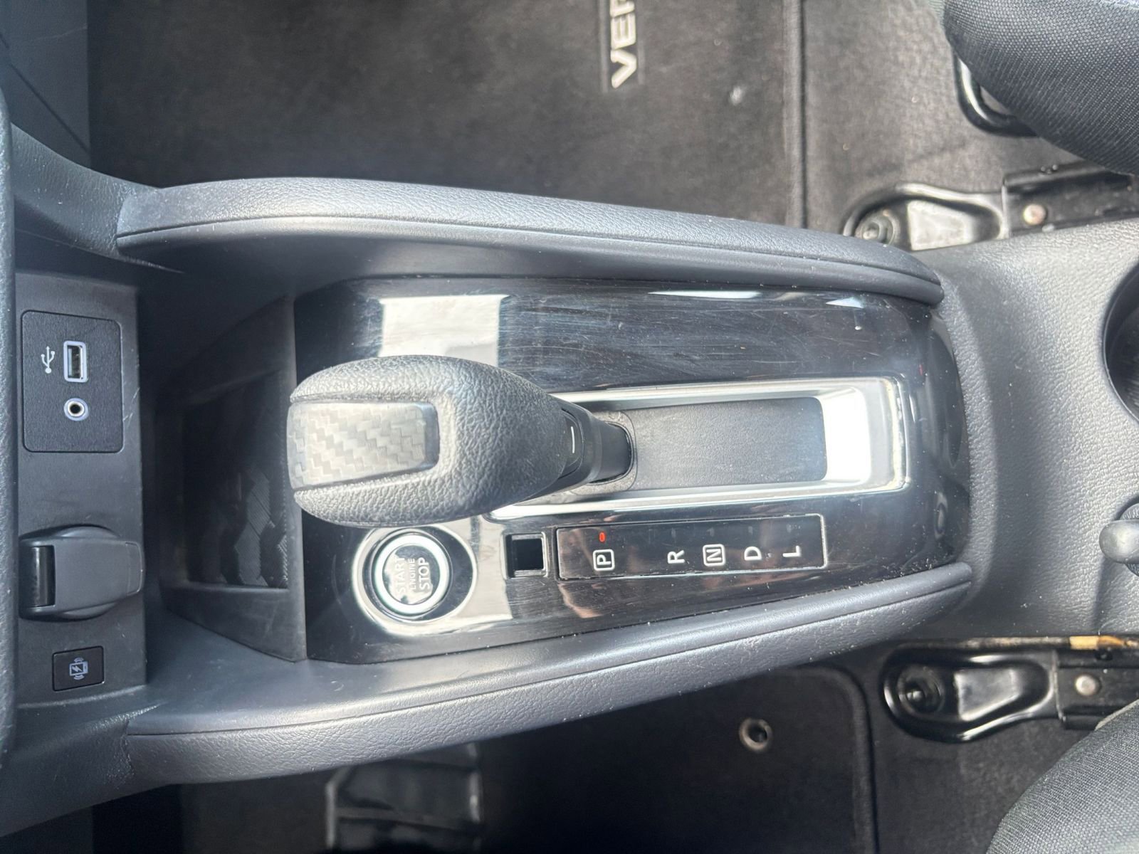 Used 2025 Nissan Versa SV FWD image 40