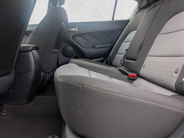 Used 2016 Kia Forte EX image 16