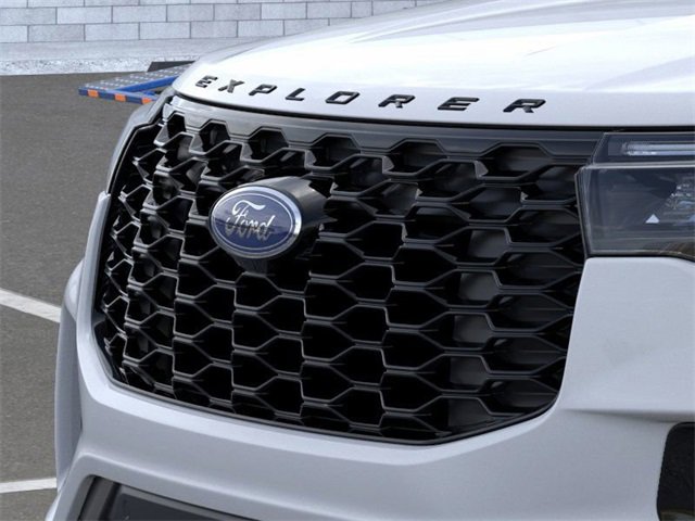 New 2026 Ford Explorer ST-Line w/ ST-Line Street Pack image 17