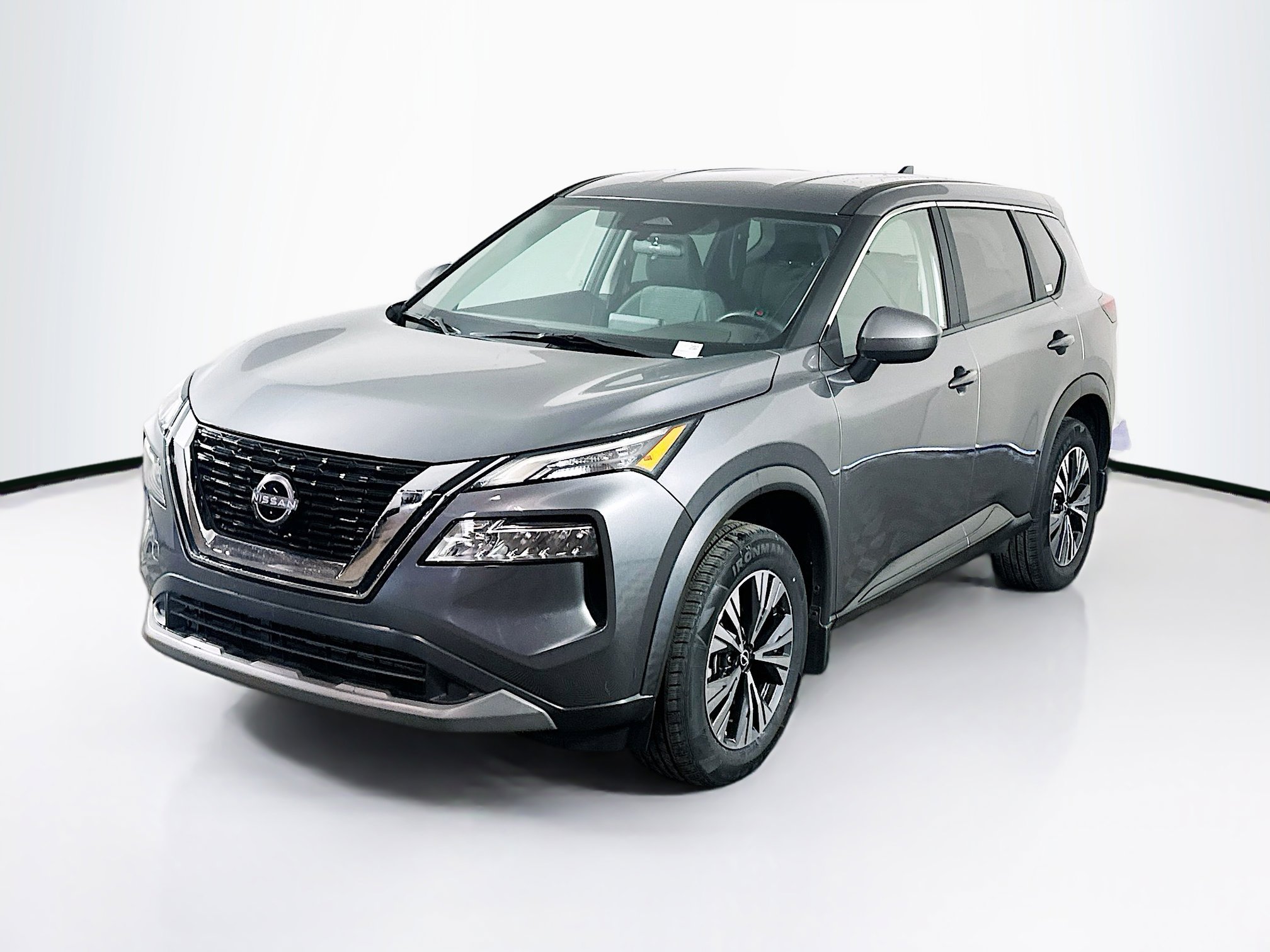 Used 2023 Nissan Rogue SV FWD image 3