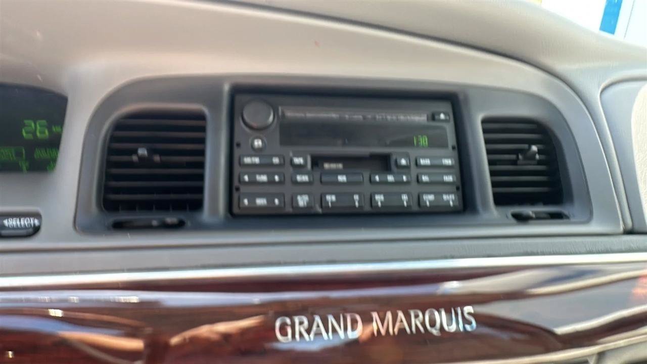 Used 2003 Mercury Grand Marquis LSE RWD image 37