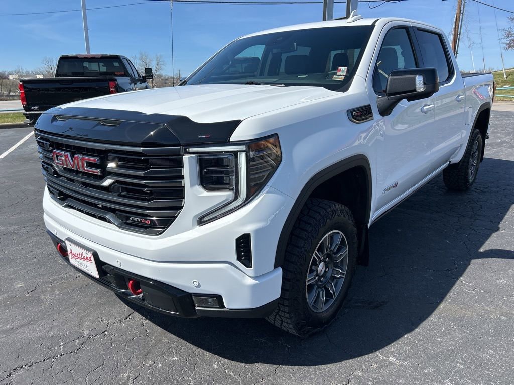 Used 2025 GMC Sierra 1500 AT4 AWD/4WD image 9