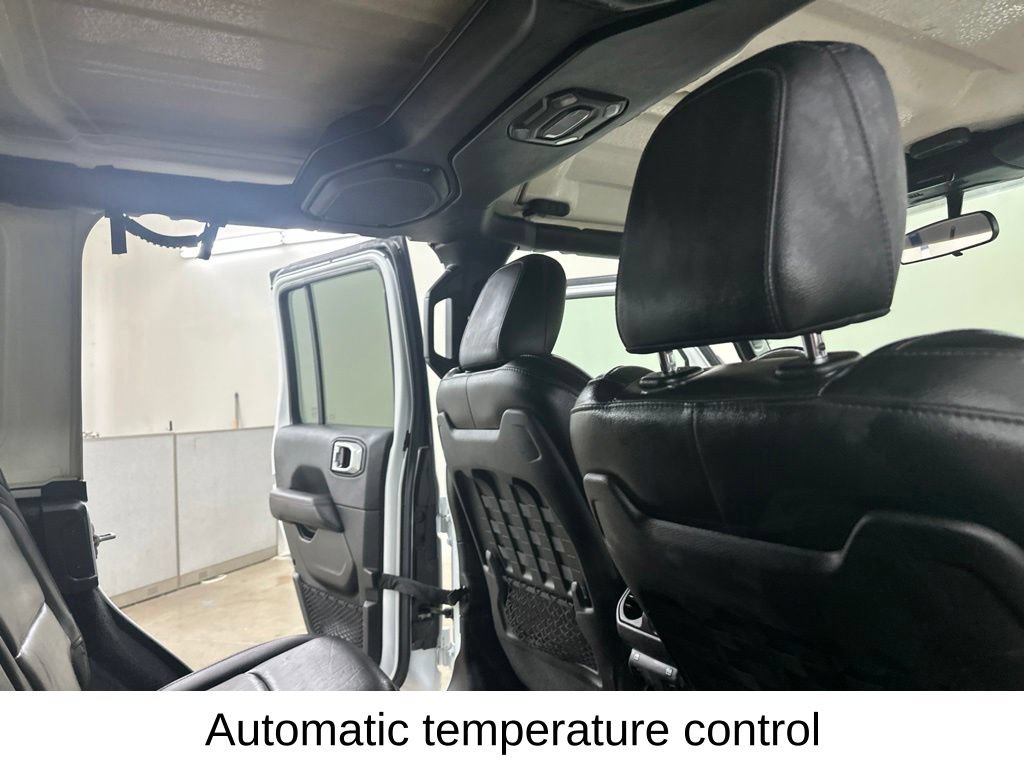 Used 2021 Jeep Wrangler Unlimited Rubicon w/ Safety Group AWD/4WD image 25