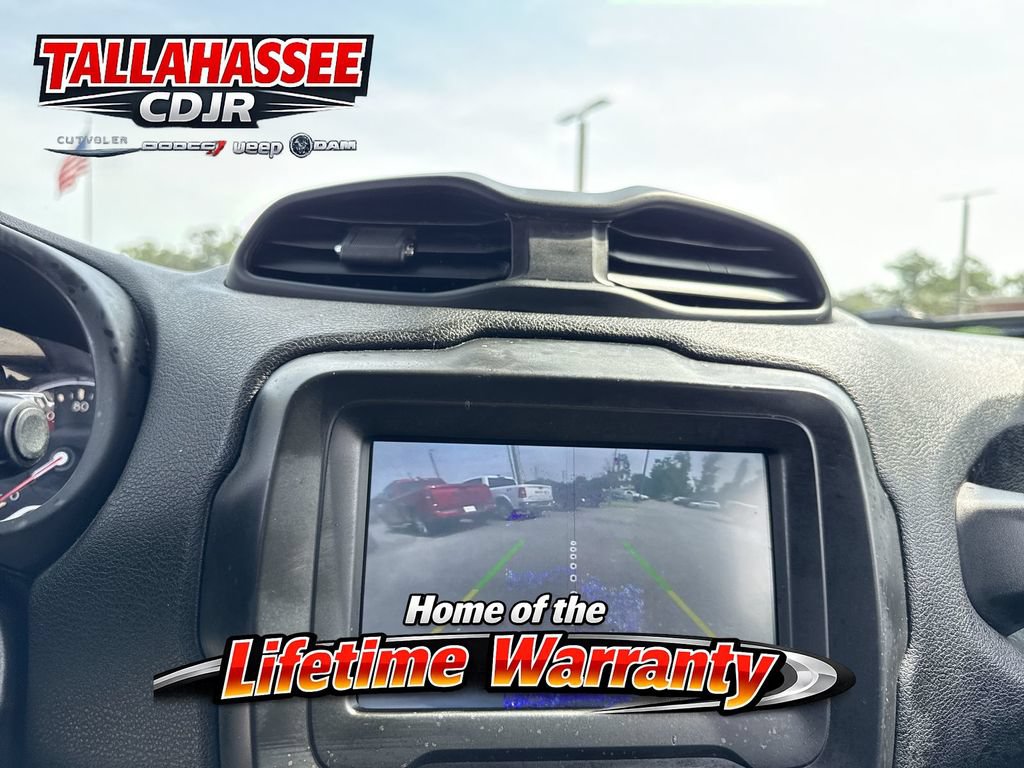 Used 2020 Jeep Renegade Altitude FWD image 23