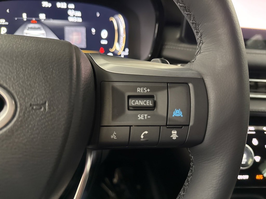 New 2026 INFINITI QX60 Luxe w/ Family Package image 12