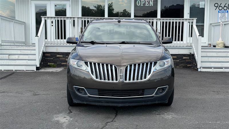 Used 2011 Lincoln MKX 2WD w/ 101A Rapid Spec Order Code image 9