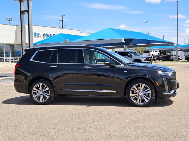 Used 2023 Cadillac XT6 Premium Luxury w/ Platinum Package image 4