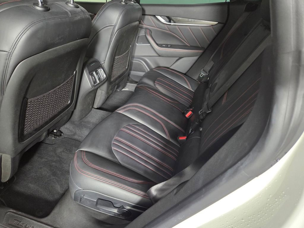 Used 2022 Maserati Levante GT image 14