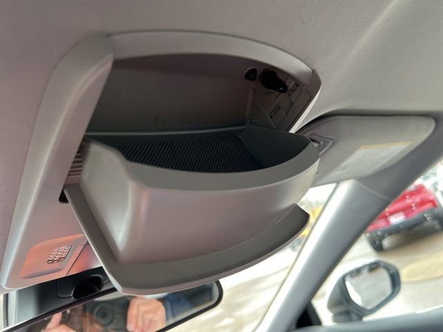 Used 2024 Toyota Camry SE image 39