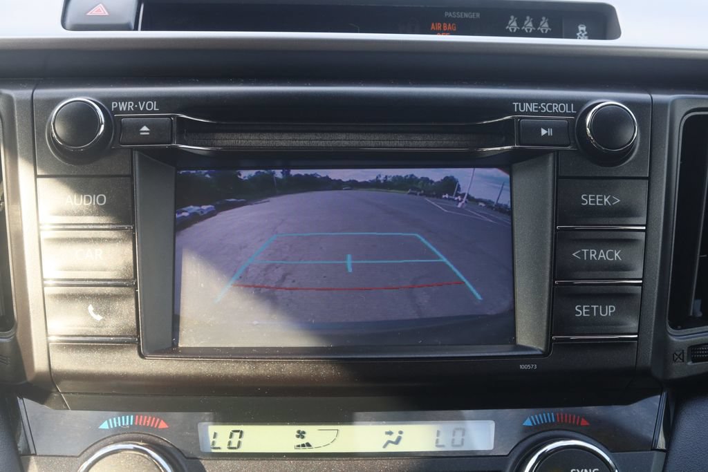 Certified 2018 Toyota RAV4 LE AWD/4WD image 13