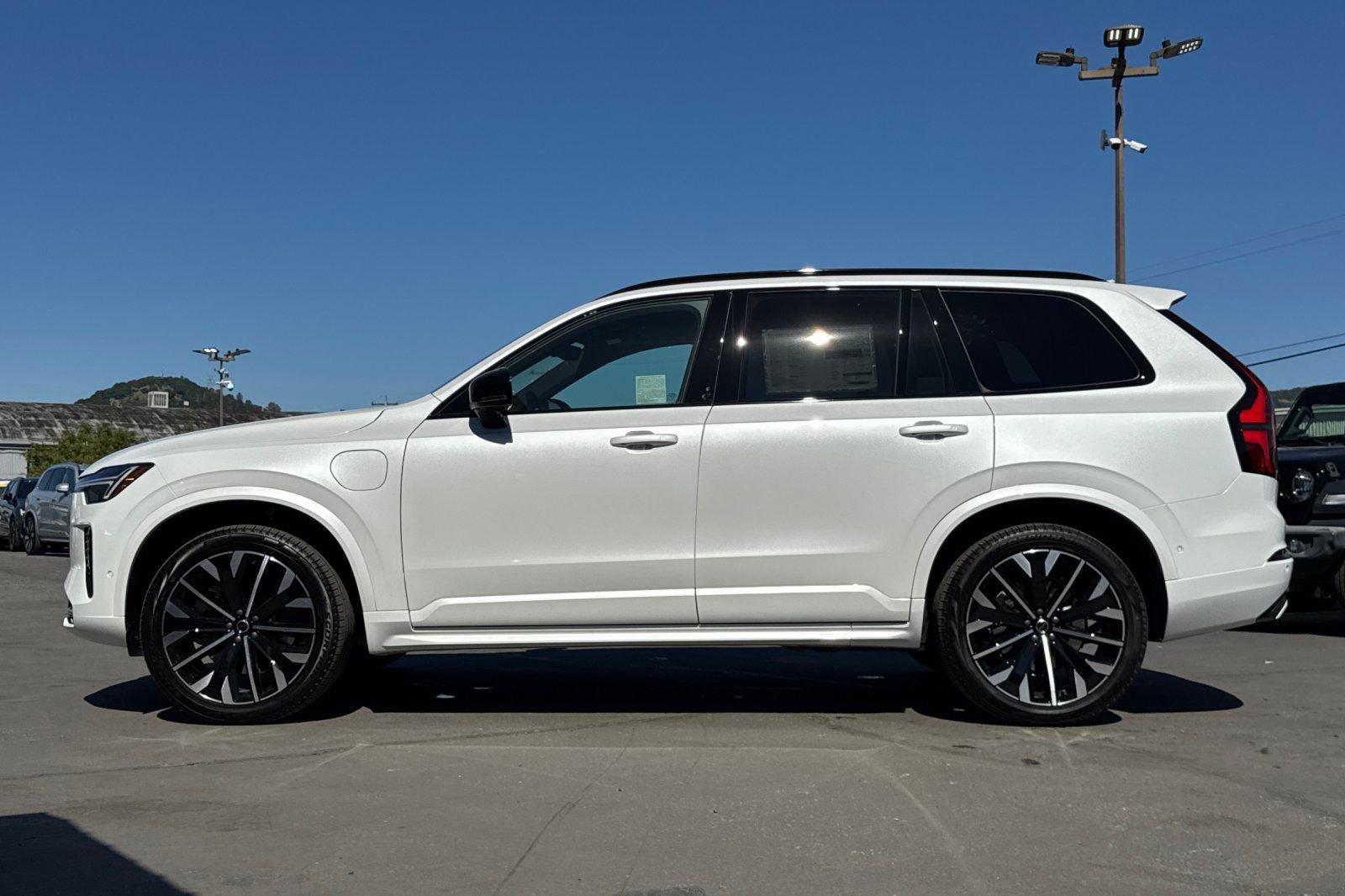 New 2026 Volvo XC90 T8 Ultra image 5