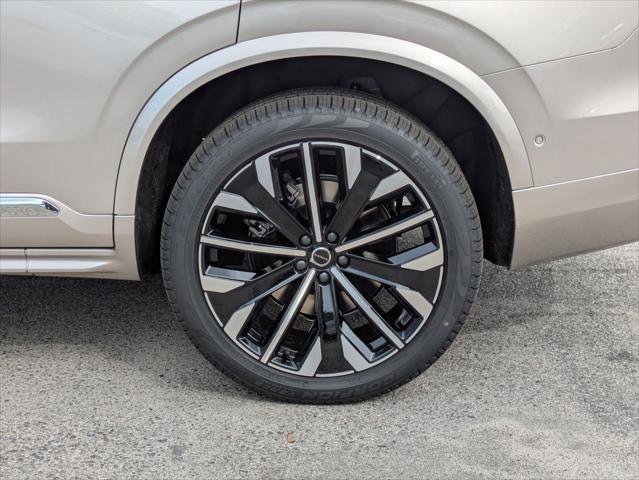 New 2026 Volvo XC90 T8 Plus w/ Protection Package Premier image 6