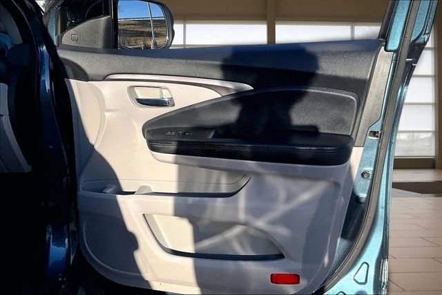 Used 2021 Honda Pilot EX image 24