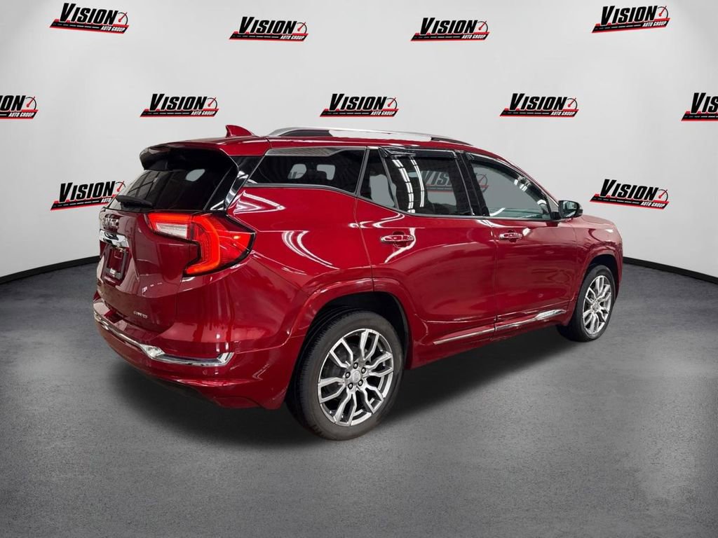 Used 2023 GMC Terrain Denali image 5
