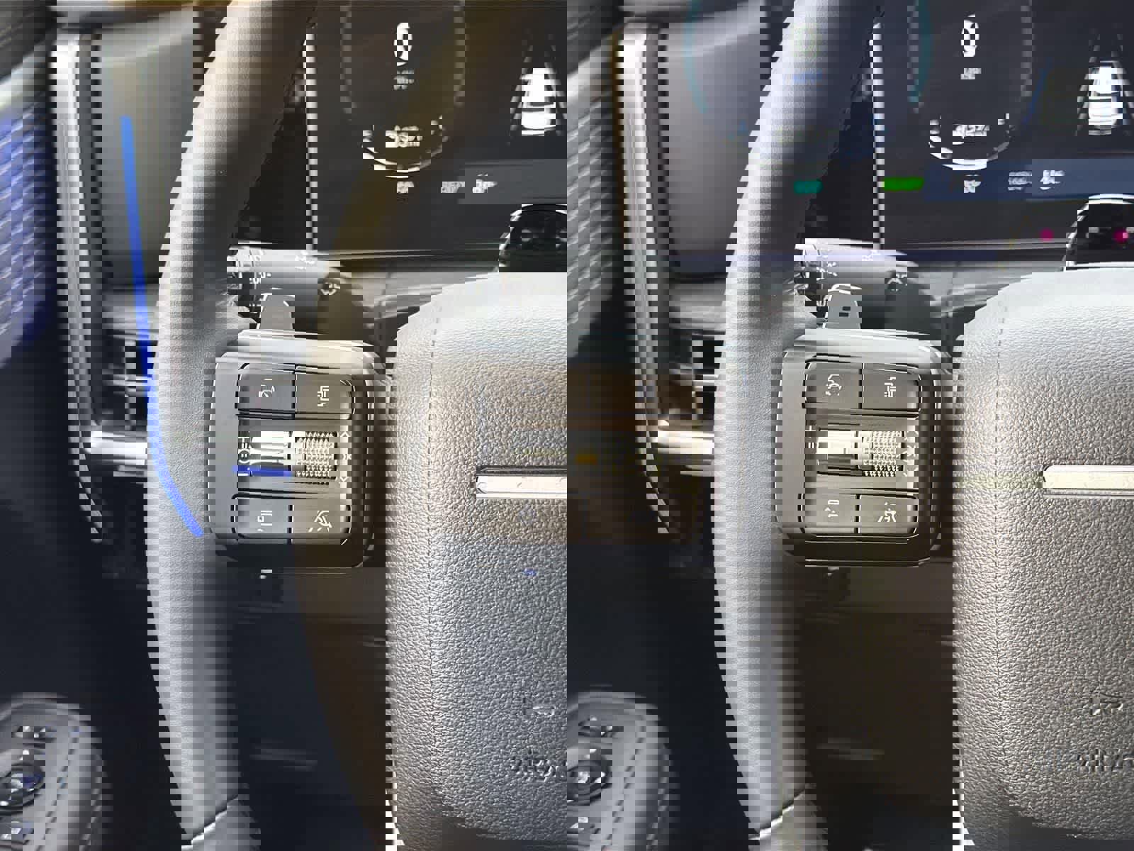 Certified 2025 Hyundai Santa Fe Limited image 11