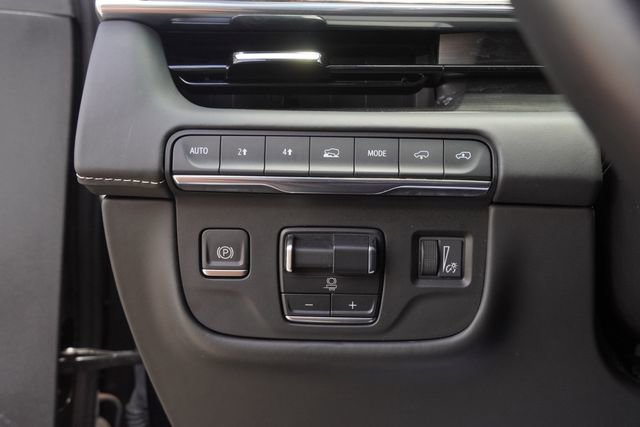 Used 2024 Cadillac Escalade ESV Premium Luxury Platinum image 23