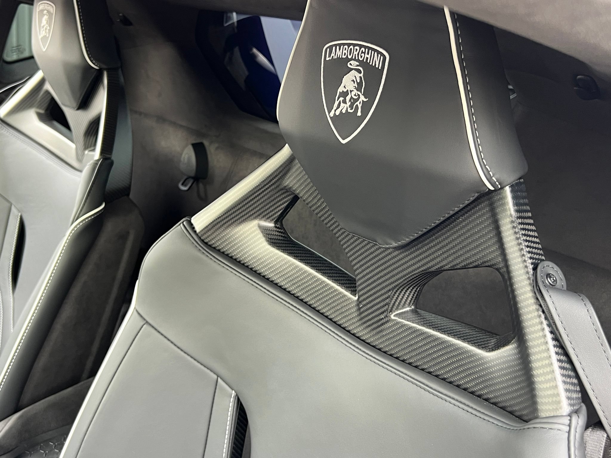 Used 2026 Lamborghini Temerario AWD/4WD image 36