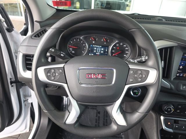 Used 2024 GMC Terrain SLE w/ Elevation Edition image 23