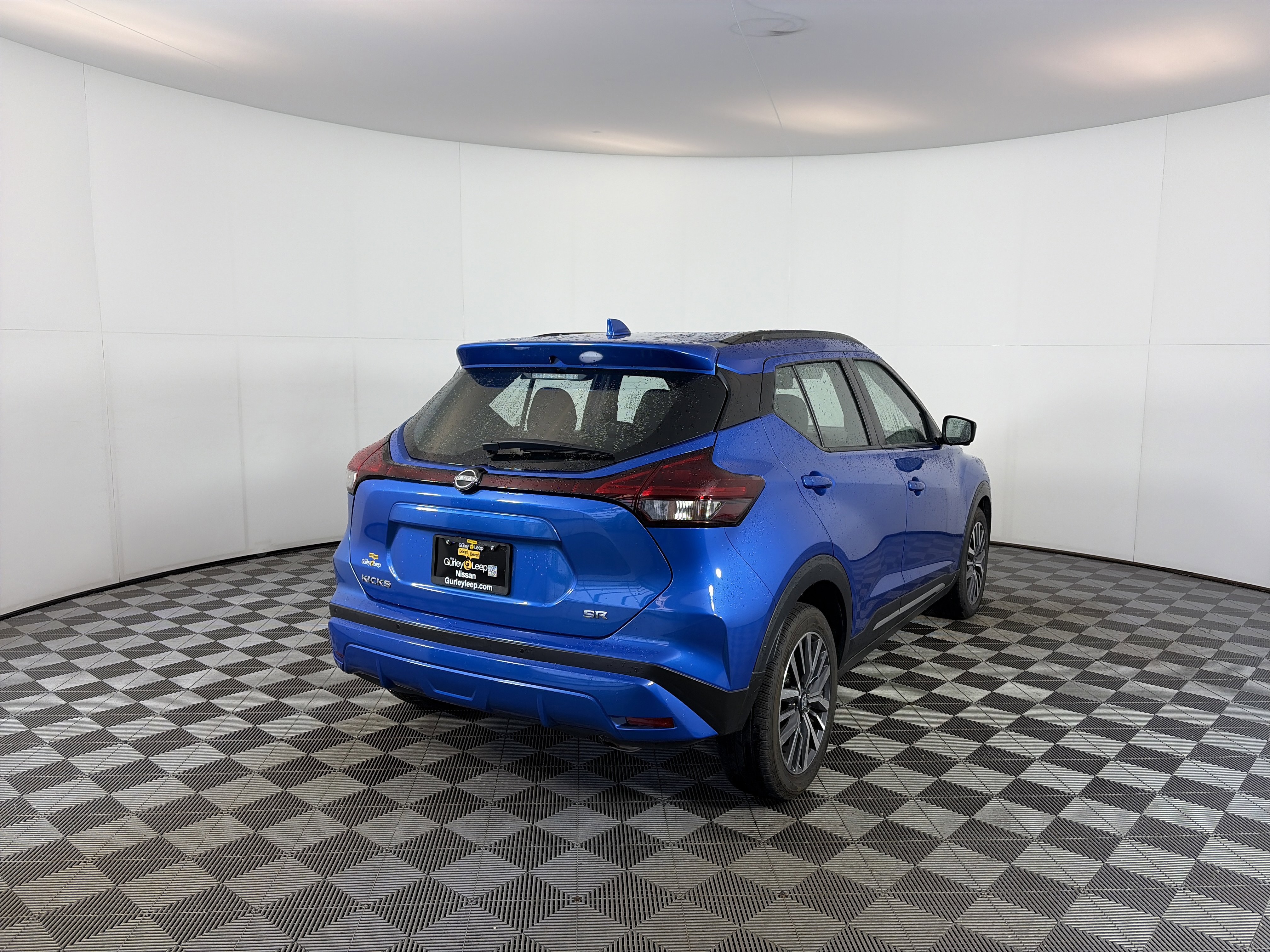 Used 2024 Nissan Kicks SR image 10
