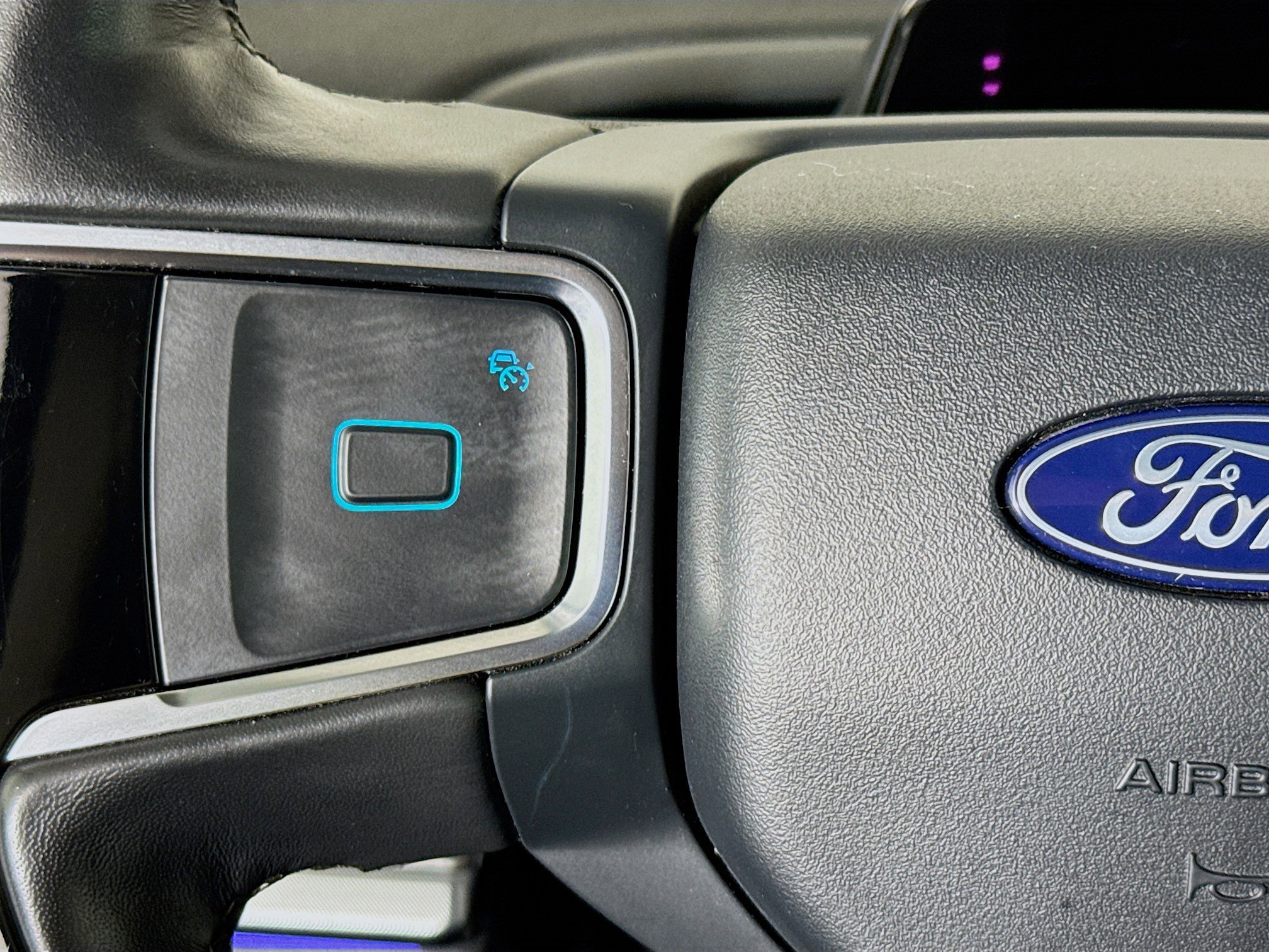 Used 2025 Ford Expedition Platinum AWD/4WD image 13