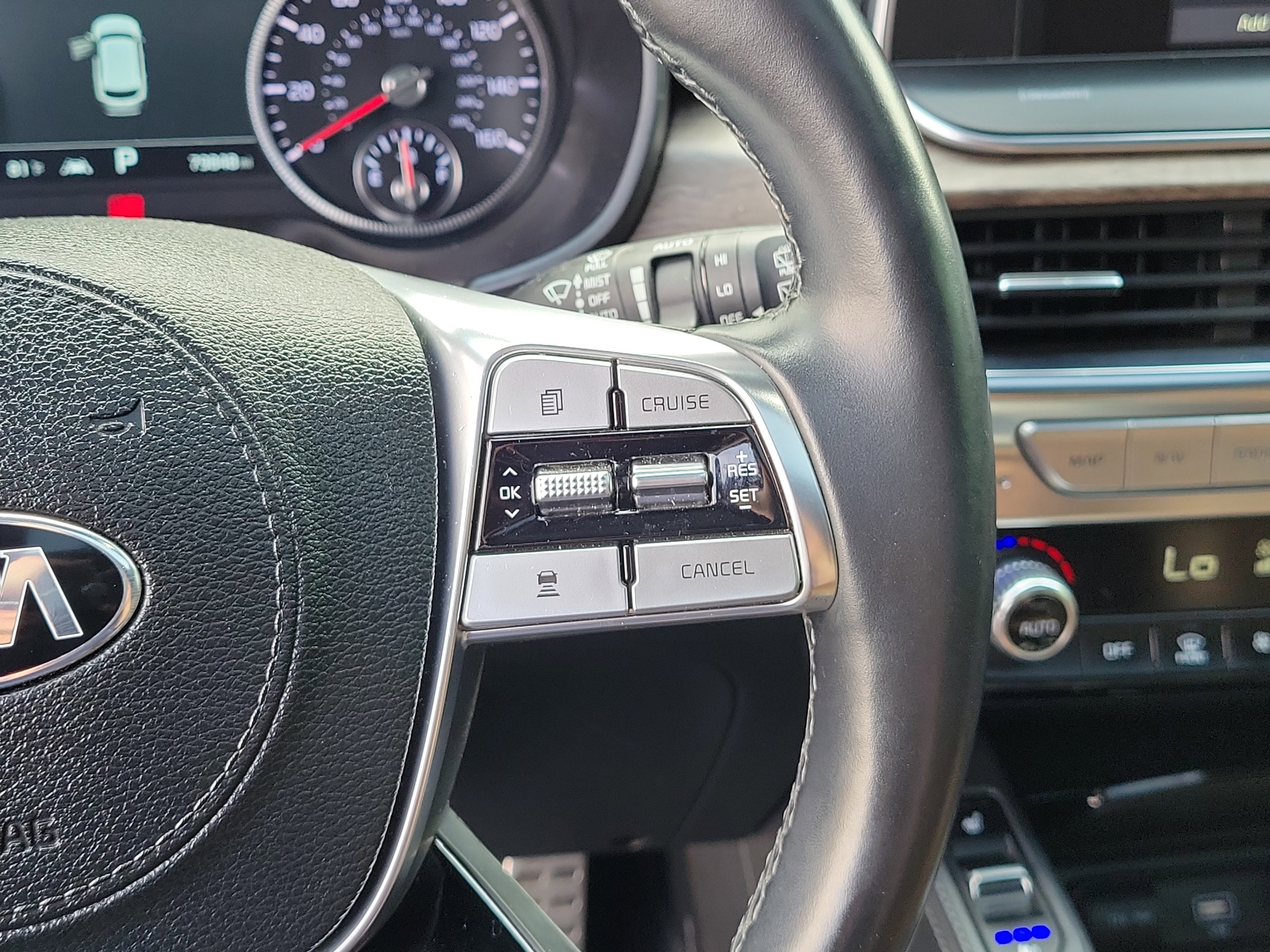 Used 2021 Kia Telluride SX w/ SX Prestige Package image 24