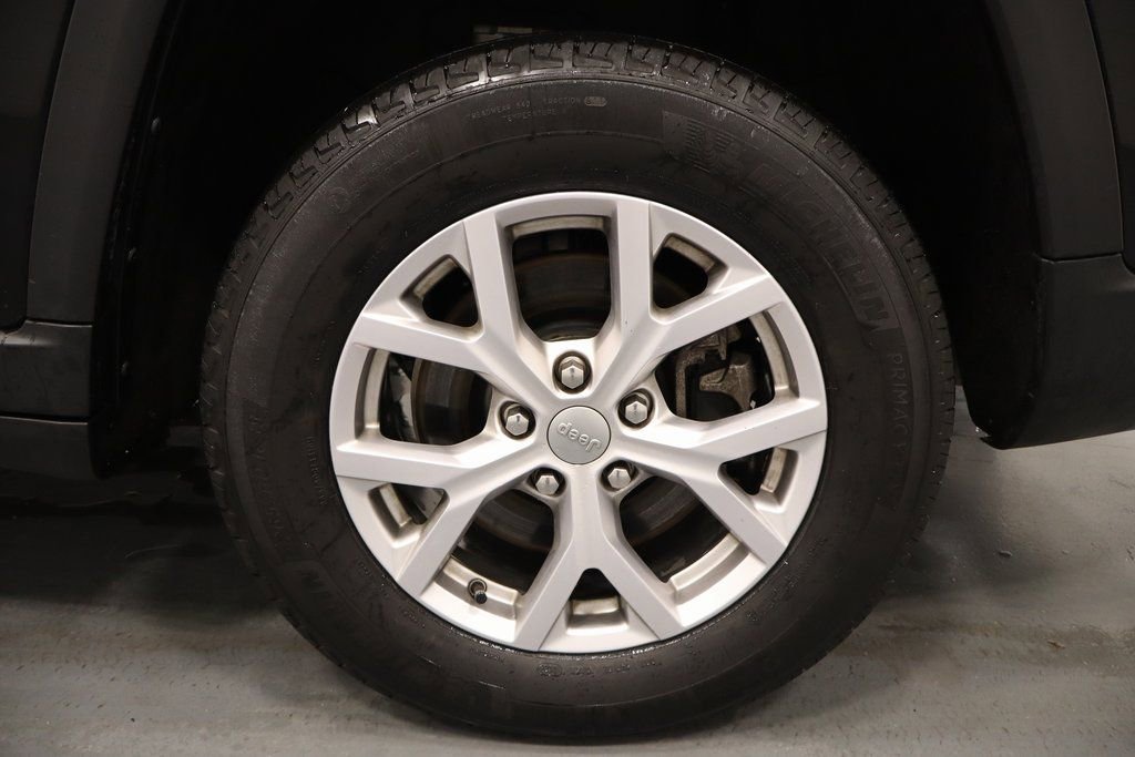 Certified 2022 Jeep Grand Cherokee L Limited image 27