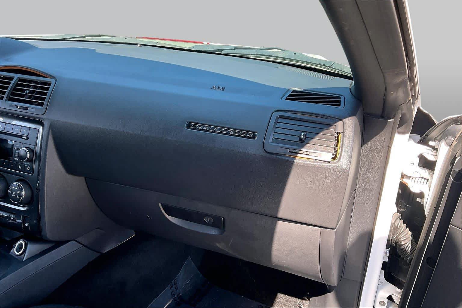 Used 2013 Dodge Challenger SXT RWD image 16