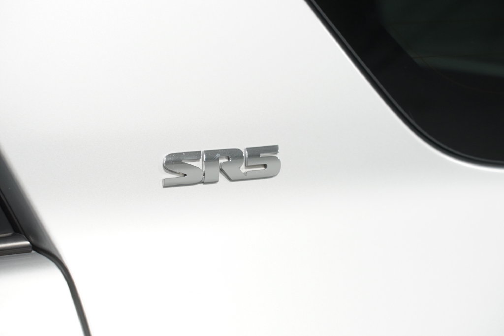 Used 2021 Toyota 4Runner SR5 AWD/4WD image 11