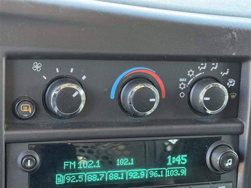 Used 2024 GMC Savana 2500 Work Van w/ Driver Convenience Package image 5