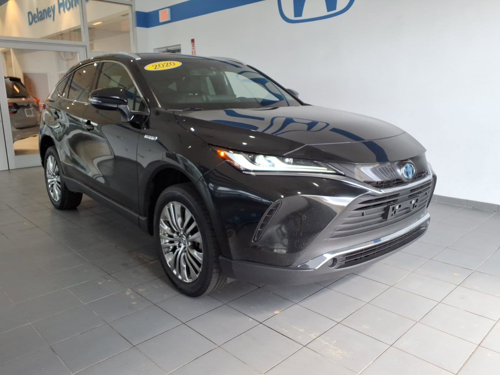 Used 2021 Toyota Venza XLE w/ Softex Package image 1