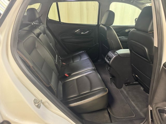 Used 2024 GMC Terrain AT4 image 34