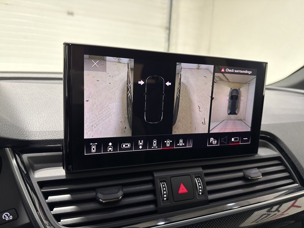 Used 2024 Audi SQ5 Prestige image 29