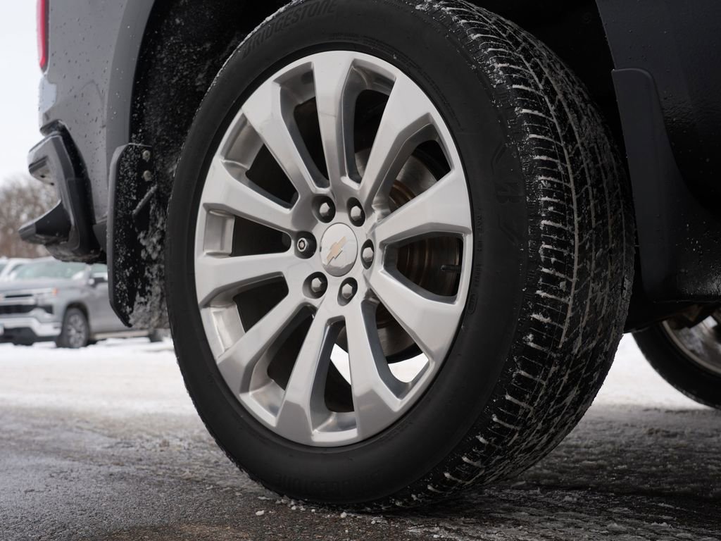 Used 2022 Chevrolet Silverado 1500 High Country image 40