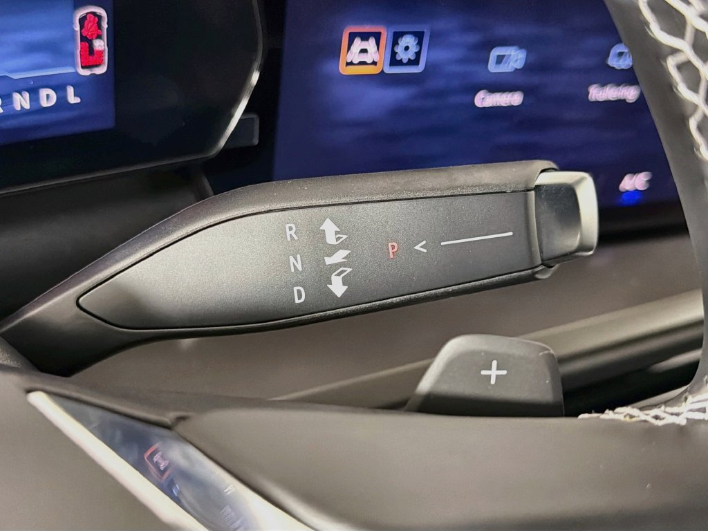 New 2027 Chevrolet Traverse LT w/ Enhanced Driving Package FWD image 17