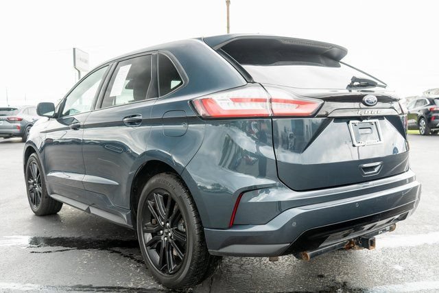 Used 2022 Ford Edge ST-Line w/ Cold Weather Package AWD/4WD image 8