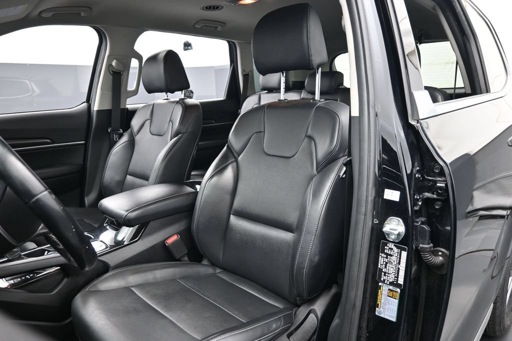 Used 2024 Kia Telluride LX FWD image 22