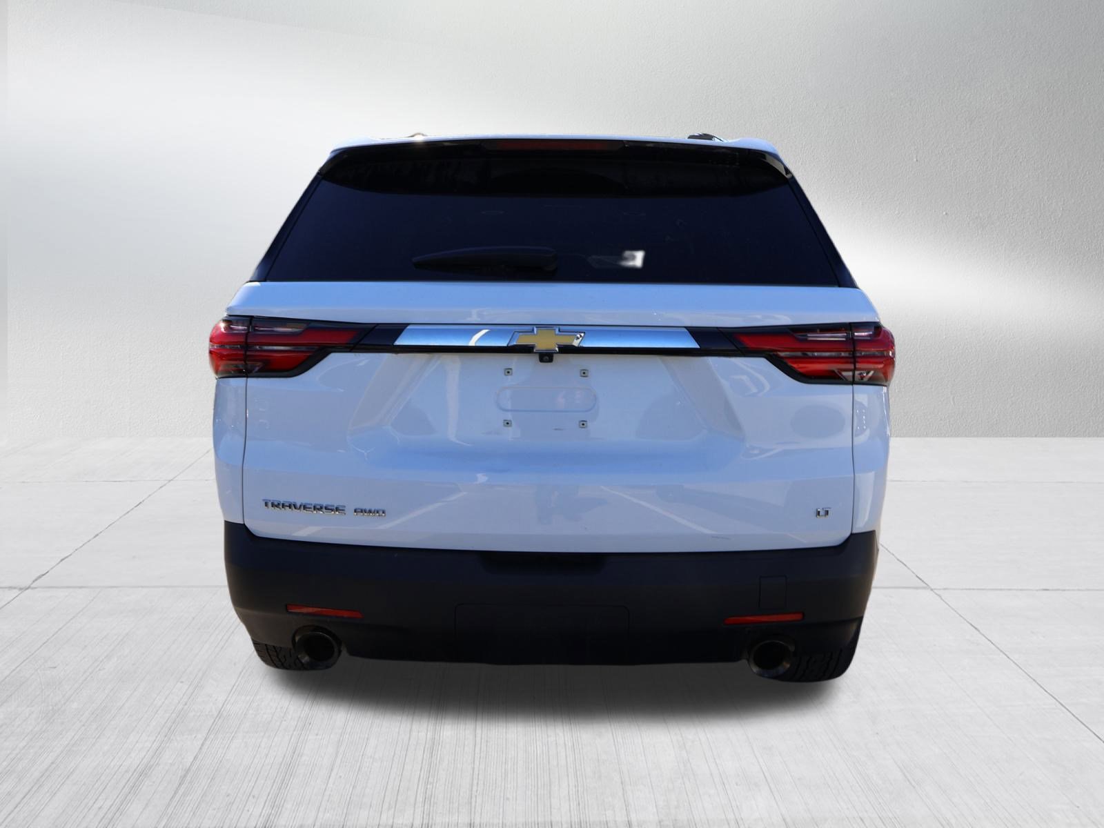 Used 2023 Chevrolet Traverse LT image 6