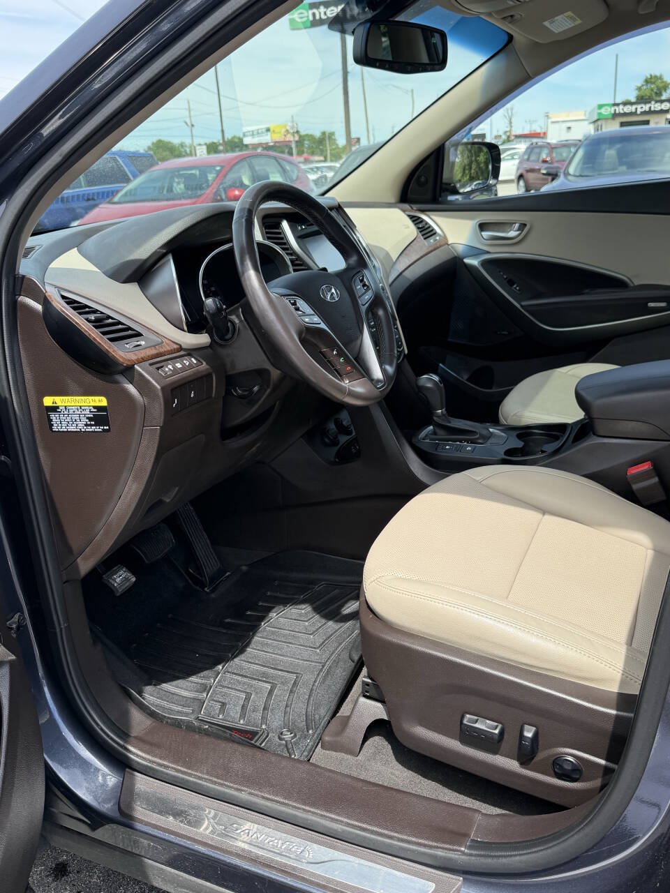 Used 2018 Hyundai Santa Fe Sport w/ Cargo Package FWD image 13