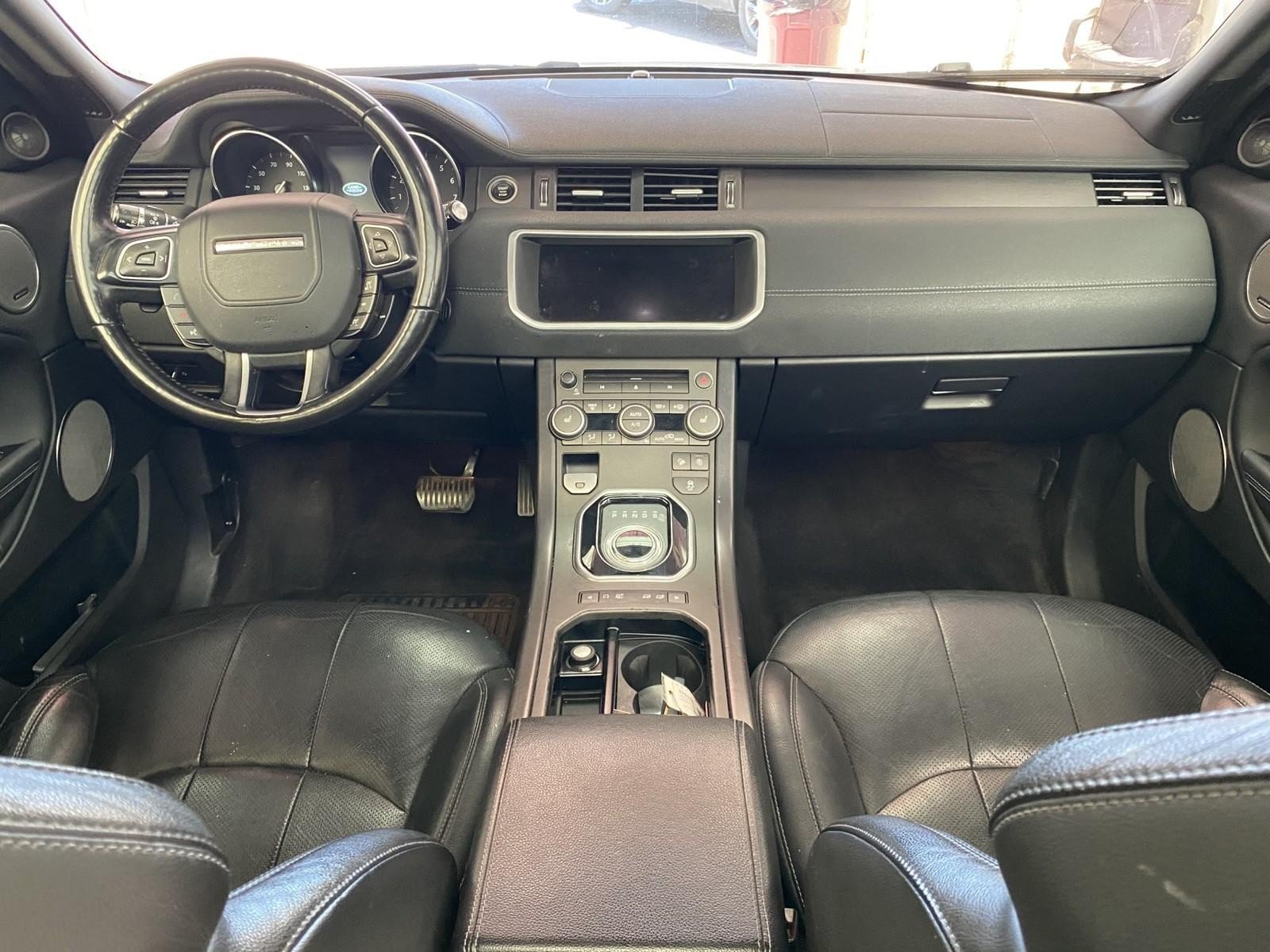 Used 2018 Land Rover Range Rover Evoque SE AWD/4WD image 15