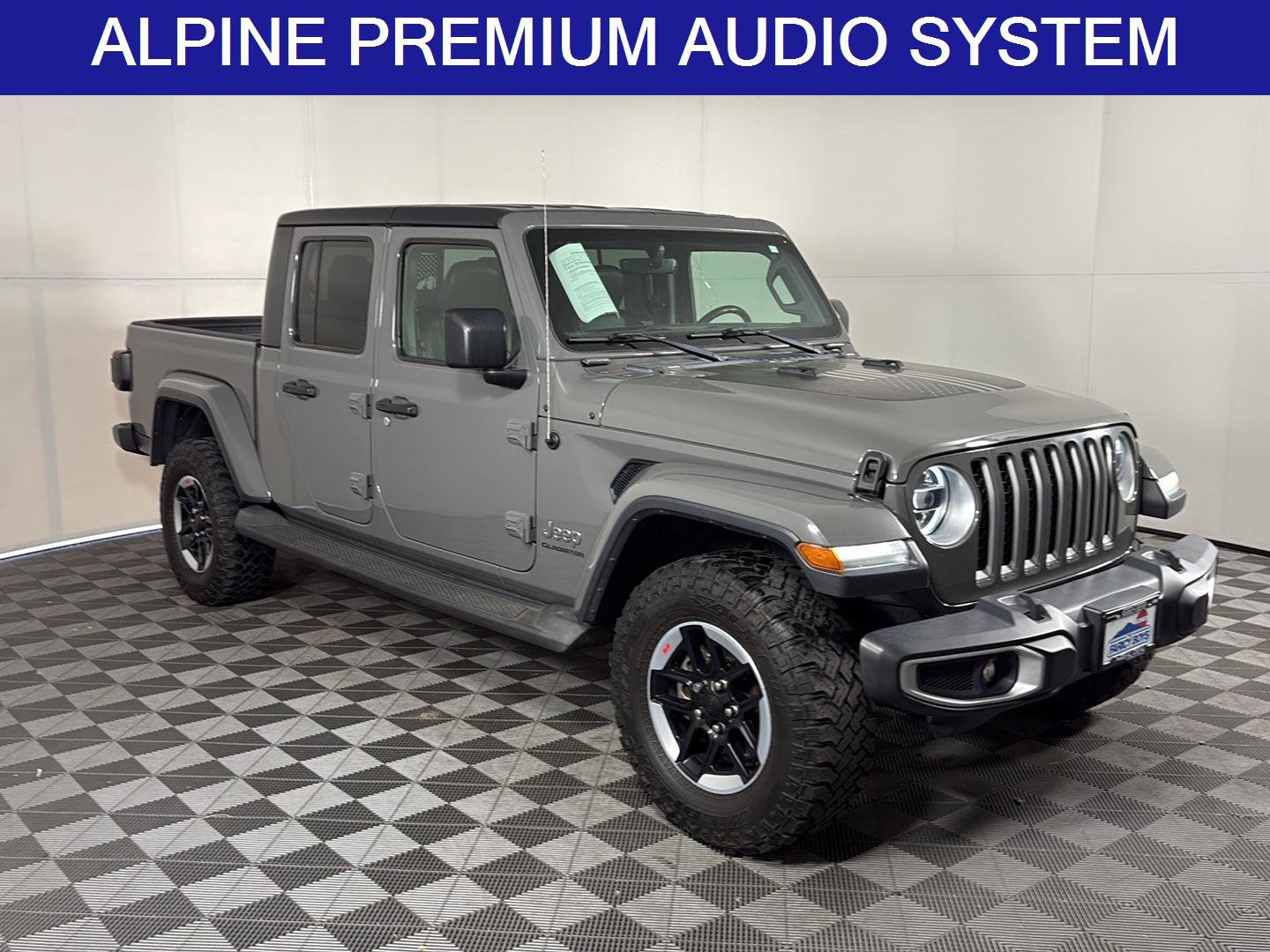 Used 2021 Jeep Gladiator Overland w/ Popular Equipment Package image 2