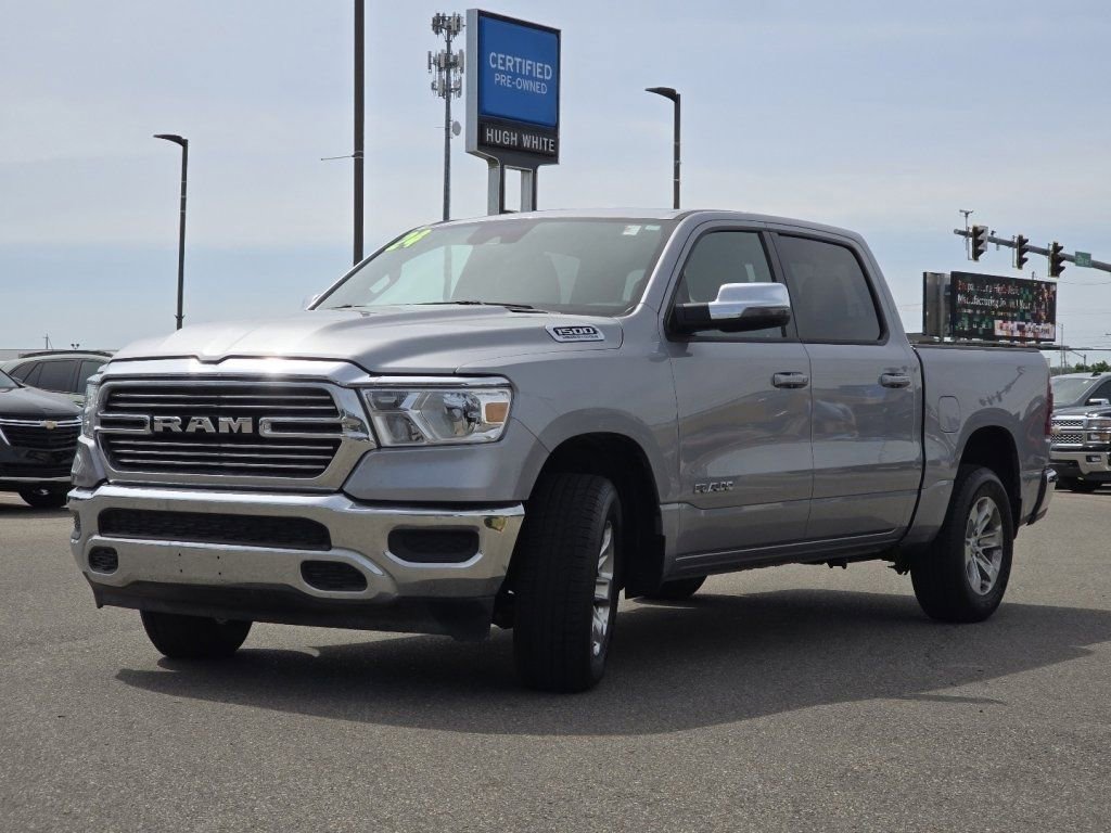 Used 2024 RAM 1500 Laramie AWD/4WD image 17