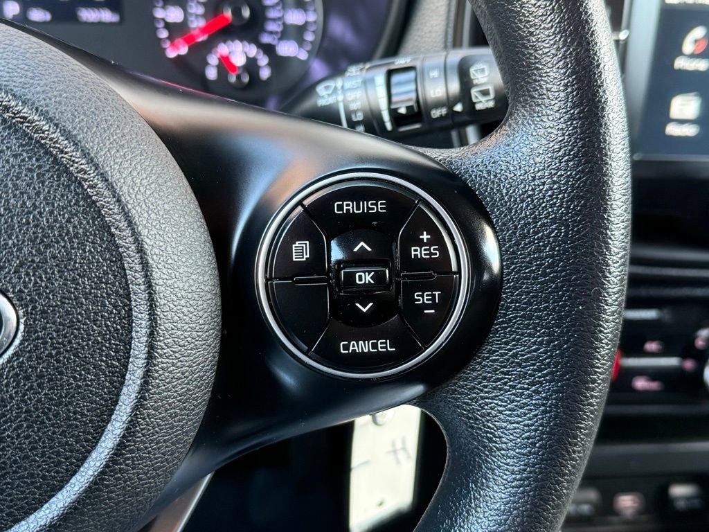 Used 2020 Kia Soul LX FWD image 25