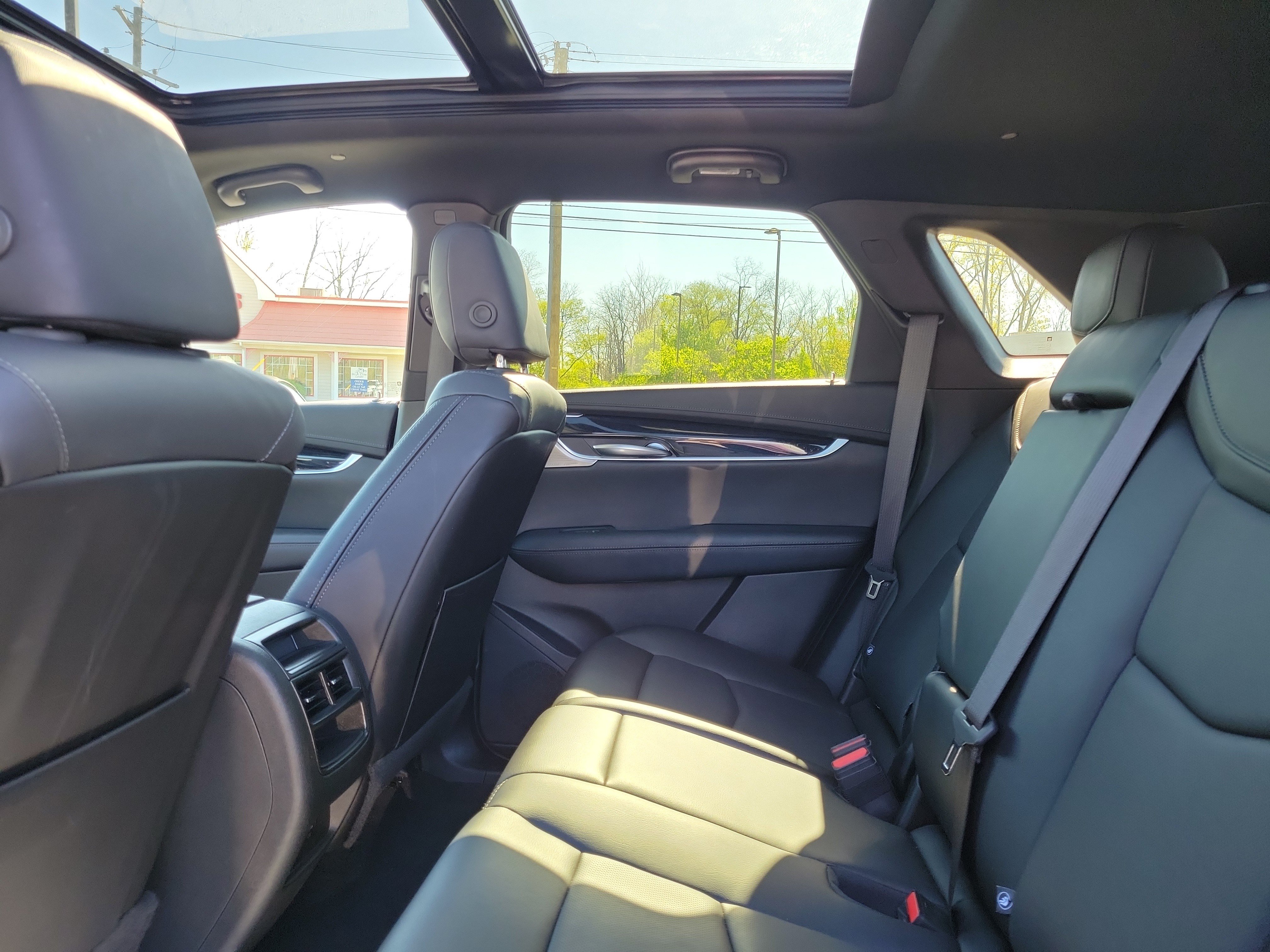Used 2025 Cadillac XT5 Premium Luxury AWD/4WD image 11