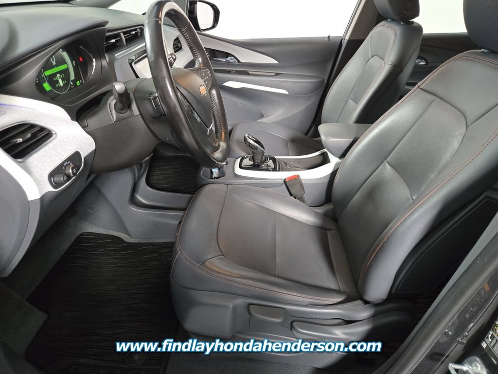 Used 2020 Chevrolet Bolt Premier w/ Infotainment Package FWD image 14