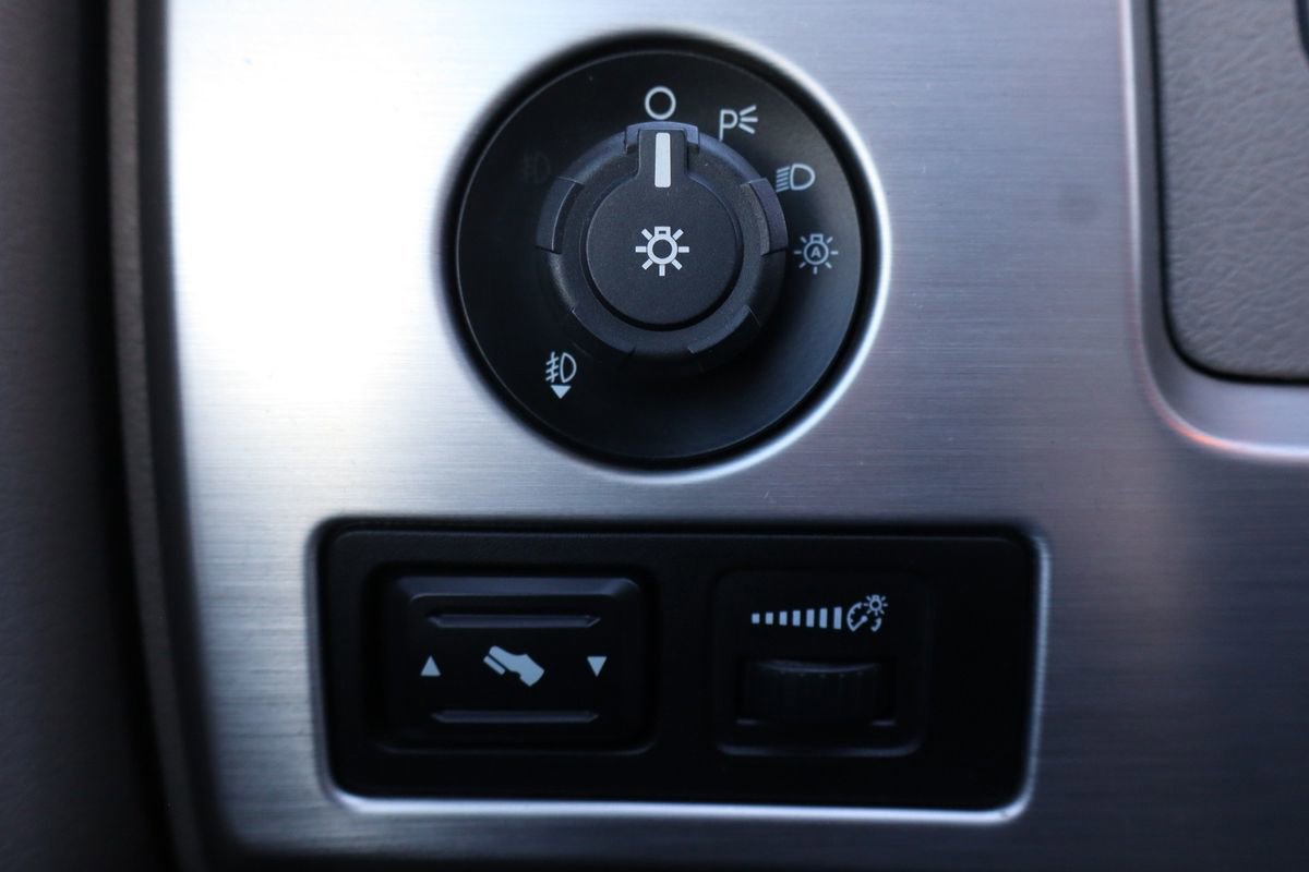 Used 2009 Ford F150 Platinum image 30