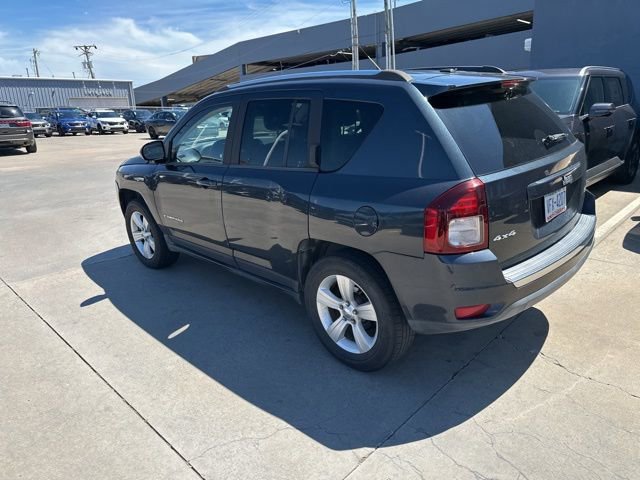 Used 2015 Jeep Compass High Altitude image 9