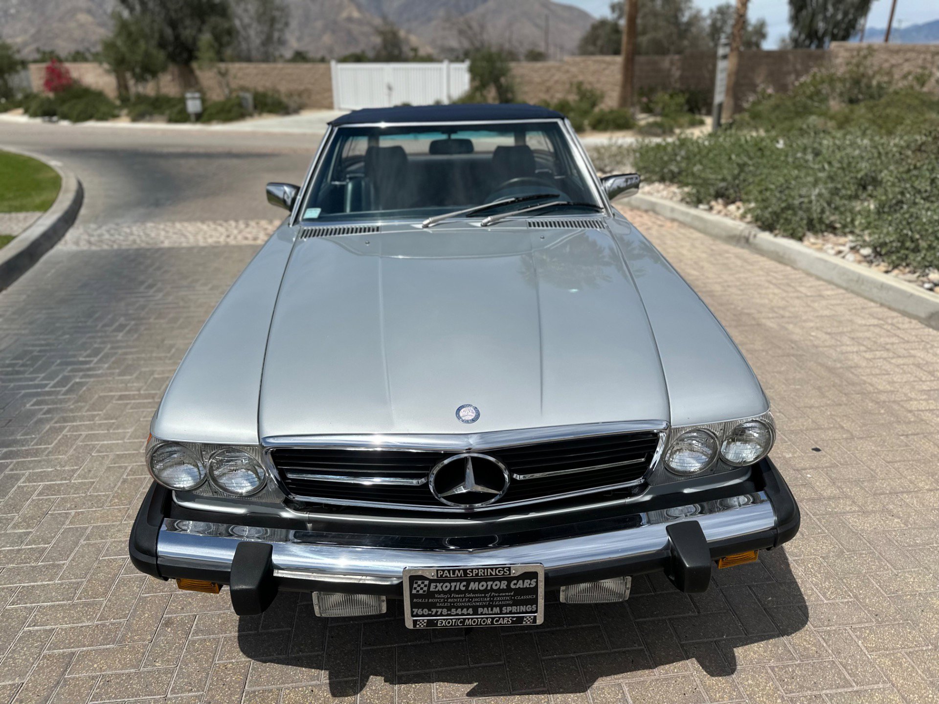 Used 1988 Mercedes-Benz 560 SL image 8