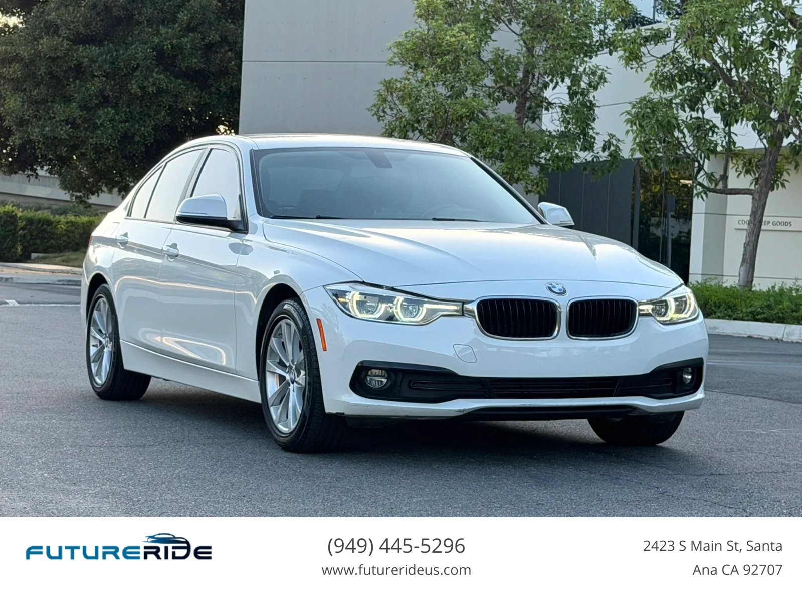 Used 2018 BMW 320i Sedan RWD image 1