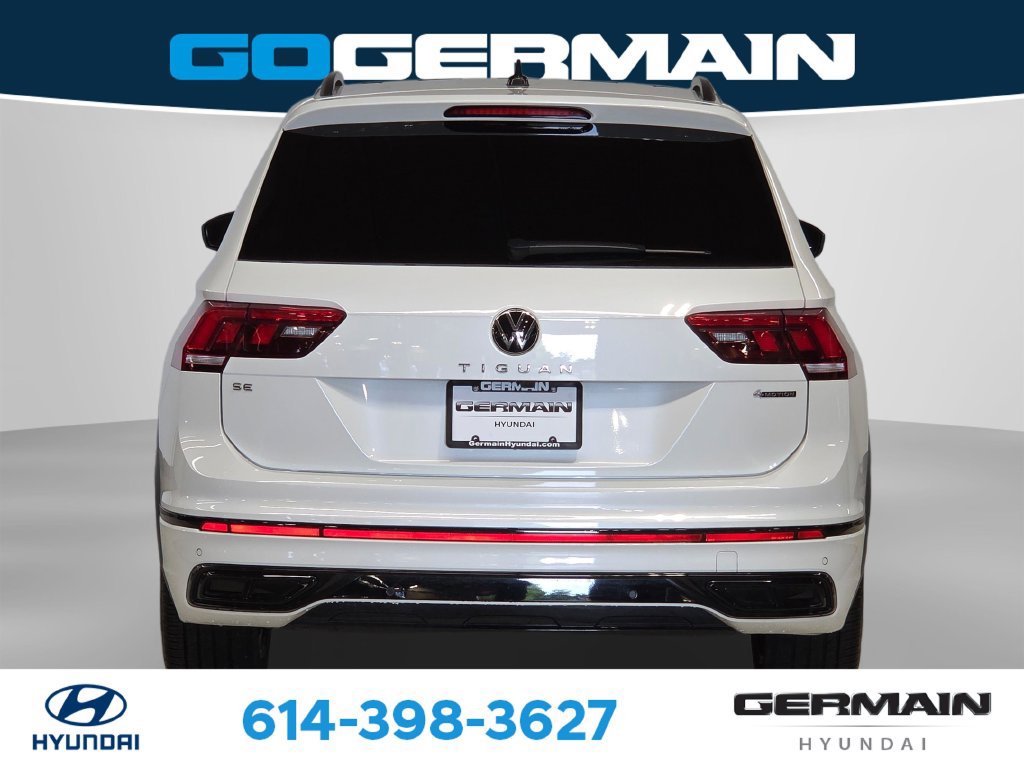 Used 2024 Volkswagen Tiguan SE R-Line AWD/4WD image 8