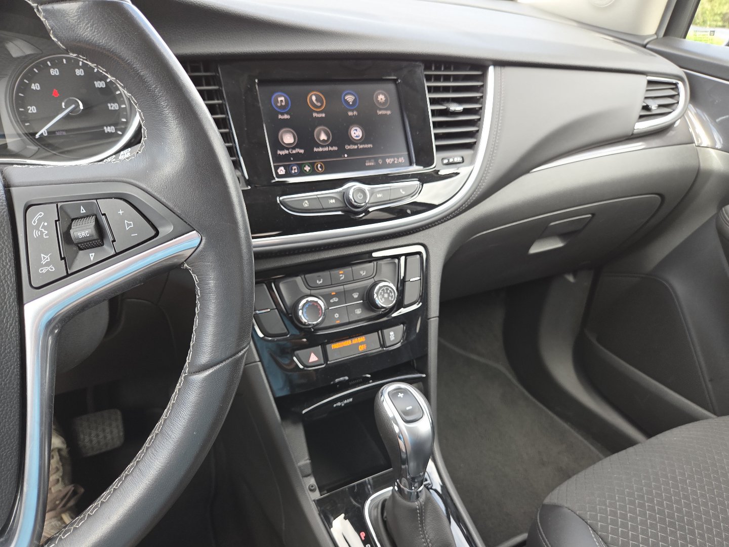 Used 2022 Buick Encore Preferred w/ Safety Package FWD image 27